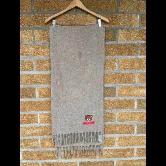 Moschino merino wool scarf - Picture 1 of 6